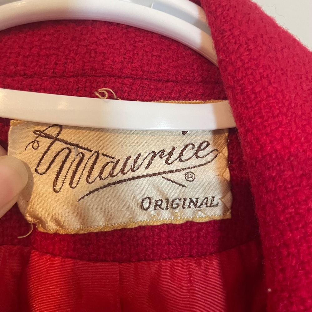 Vintage Maurice Original Red Beaded Crest Blazer Jacket Peaked Lapel Cuffed S/M - Picture 7 of 8